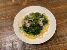 ほうれん草と豚肉のあんかけ焼きそば